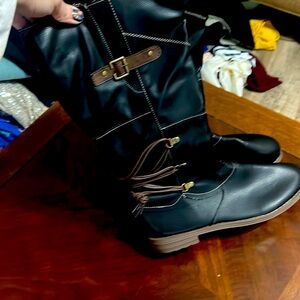 Size 42 Italian boots